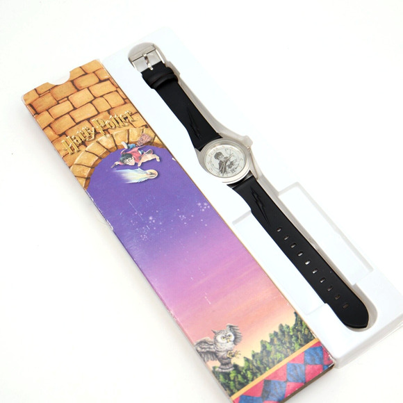 Vintage Unworn Harry Potter Sorcerer's Stone Watch 2001 Avon WB with New Battery - Picture 1 of 16
